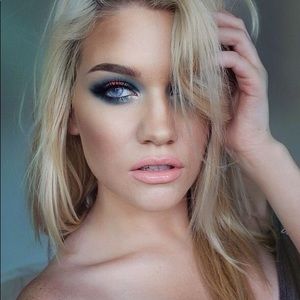 Gerard Cosmetics Coral Craze - Color Your Smile Lighted Lip Gloss